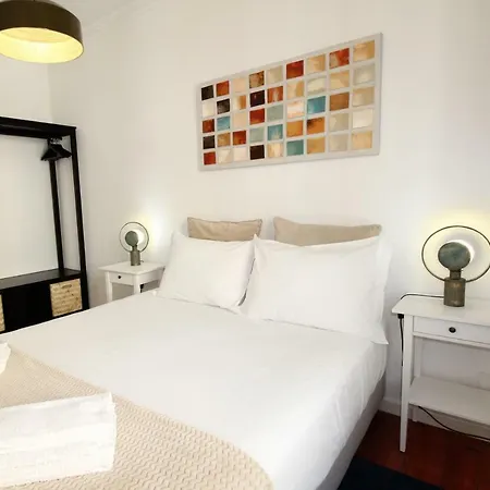 Sete Rios, Near Zoo Lisboa/ Free Wifi * Lissabon