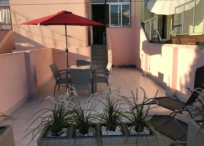 Sete Rios, Near Zoo Lisboa/ Free Wifi Appartement *